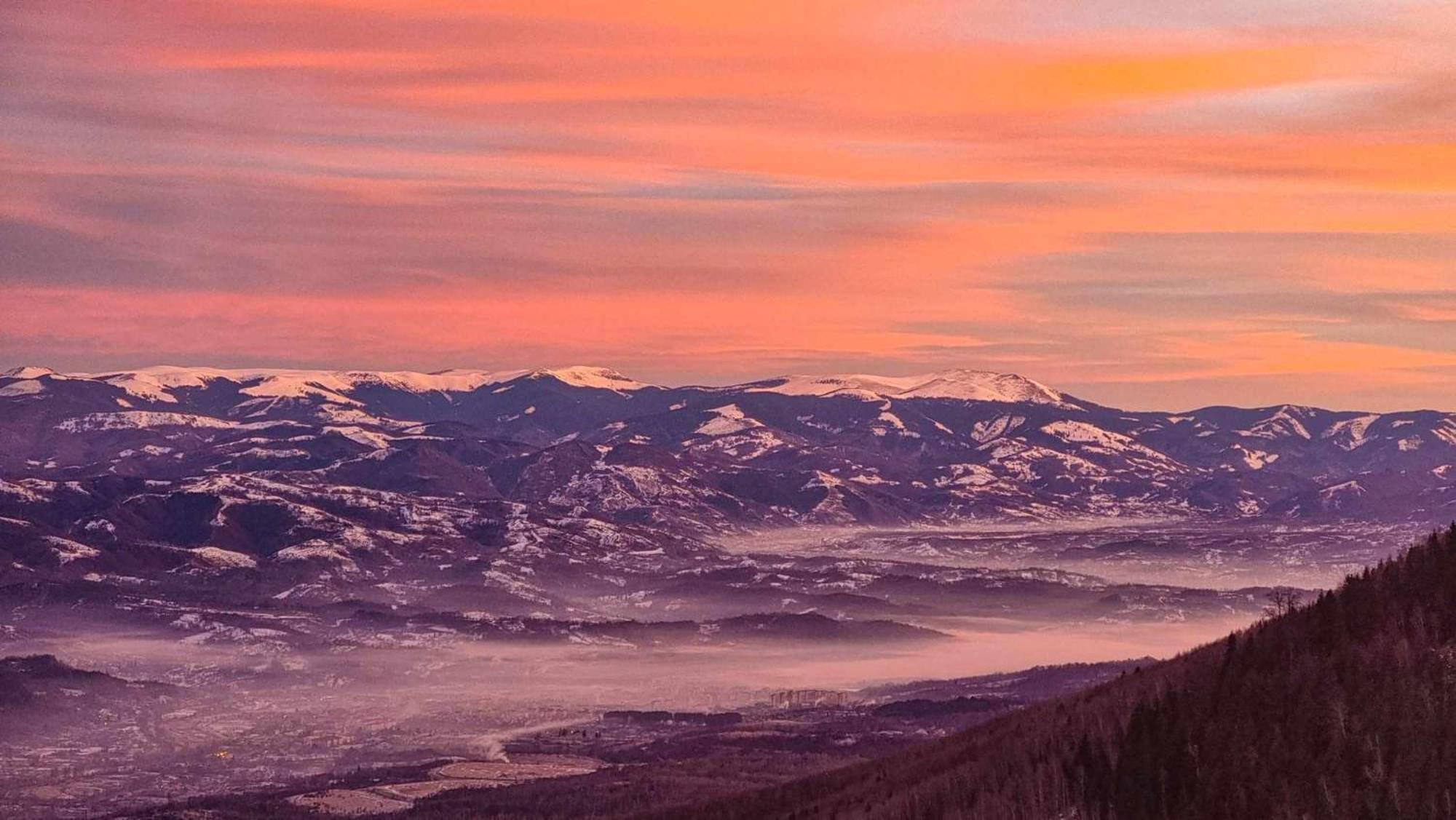 Pensiunea Sky Lupény Kültér fotó